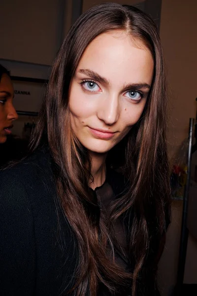 Look 5